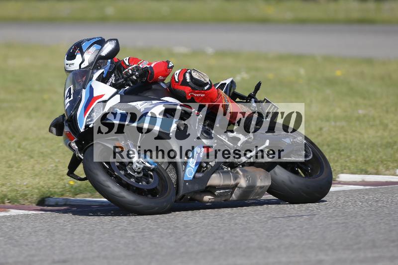 /10 20.04.2026  Pluess Moto Sport ADR/Freies Fahren/94